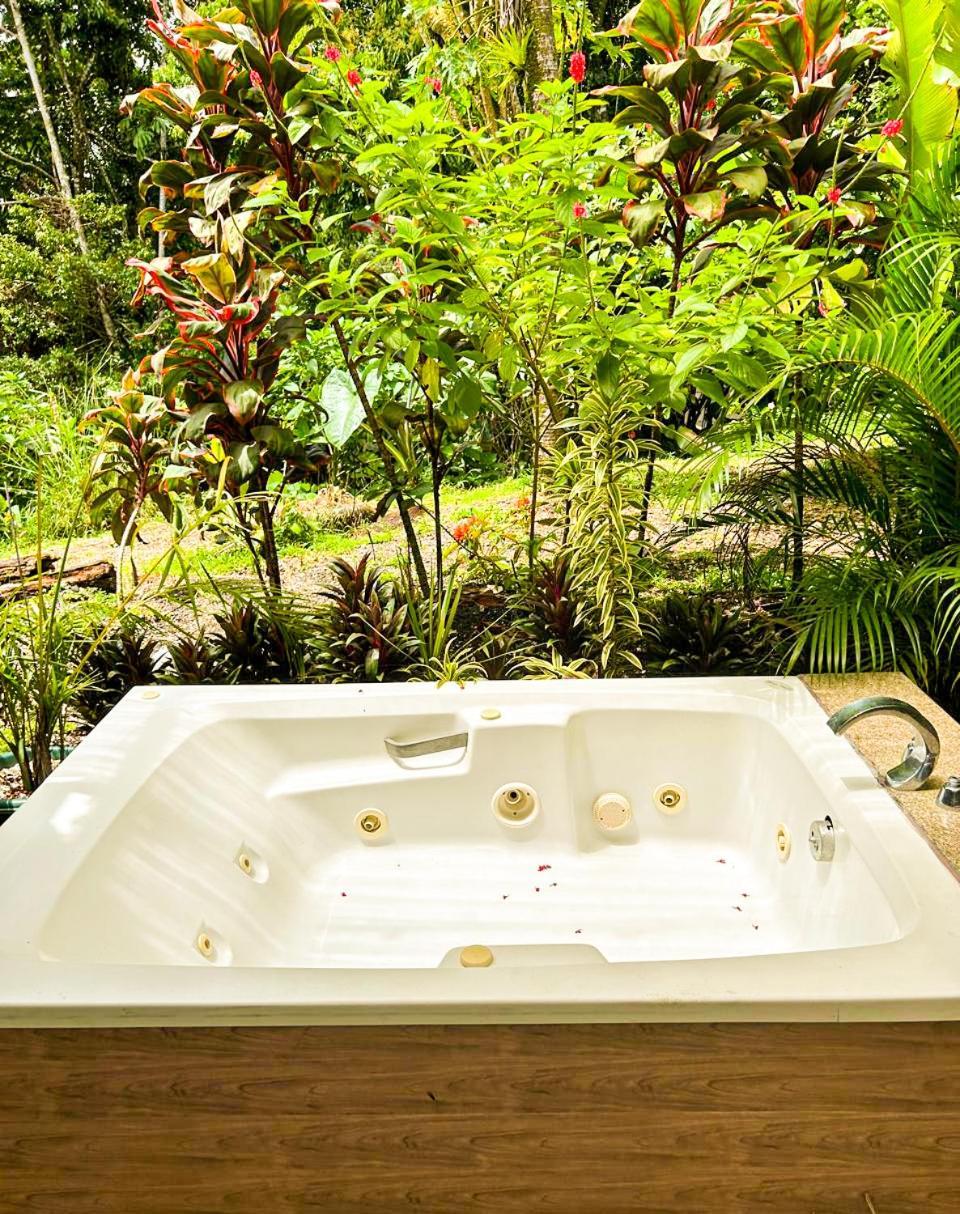 Tiny Villa Experience La Fortuna Luaran gambar